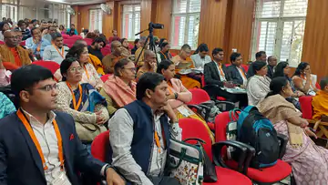 Banaras Hindu University में पाली भाषा पर अंतरराष्ट्रीय सम्मेलन शुरू, 6 देशों के विद्वान कर रहे मंथन