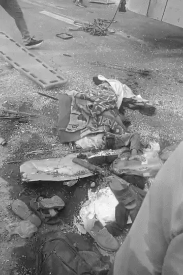 पूर्वांचल एक्सप्रेसवे पर भीषण हादसा: डबल डेकर बस पलटी, 5 की मौत, 45 घायल