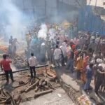 चिताओं की लपटों के बीच आस्था का अलौकिक उत्सव