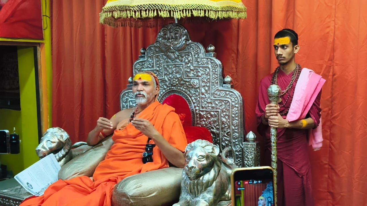 कालनेमि कौन ! काशी से शंकराचार्य का सीएम योगी पर तीखा प्रहार