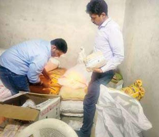 त्योहार आते ही कुंभकर्णी नींद से जागा खाद्य विभाग