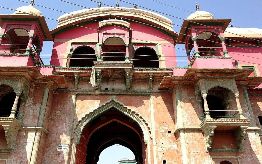 बदहाली पर आंसू बहा रहा काशी की शाही विरासत