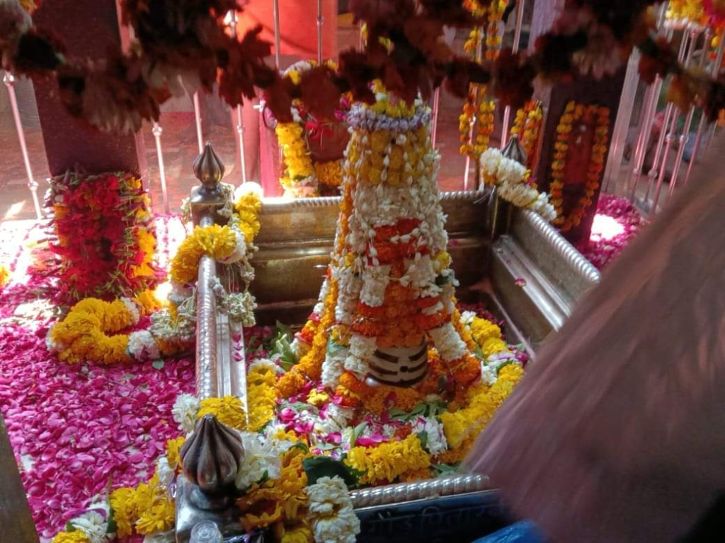 ढाई दशक से चल रही है महाश्मशान में मसाने की होली