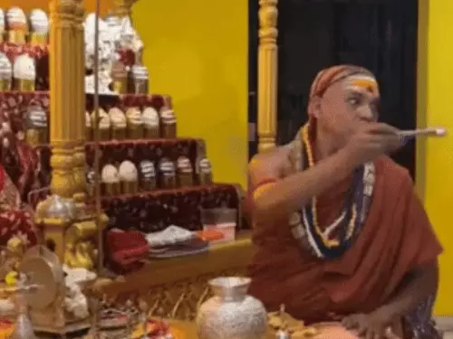 “गुरुकुलों में भय का माहौल बनाया जा रहा है”- शंकराचार्य अविमुक्तेश्वरानंद ने सरकार पर लगाए गंभीर आरोप