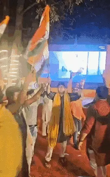 भारत बना टी-20 वर्ल्ड चैंपियन: न्यूजीलैंड को हराकर लगातार दूसरा खिताब, यूपी में दिवाली जैसा जश्न