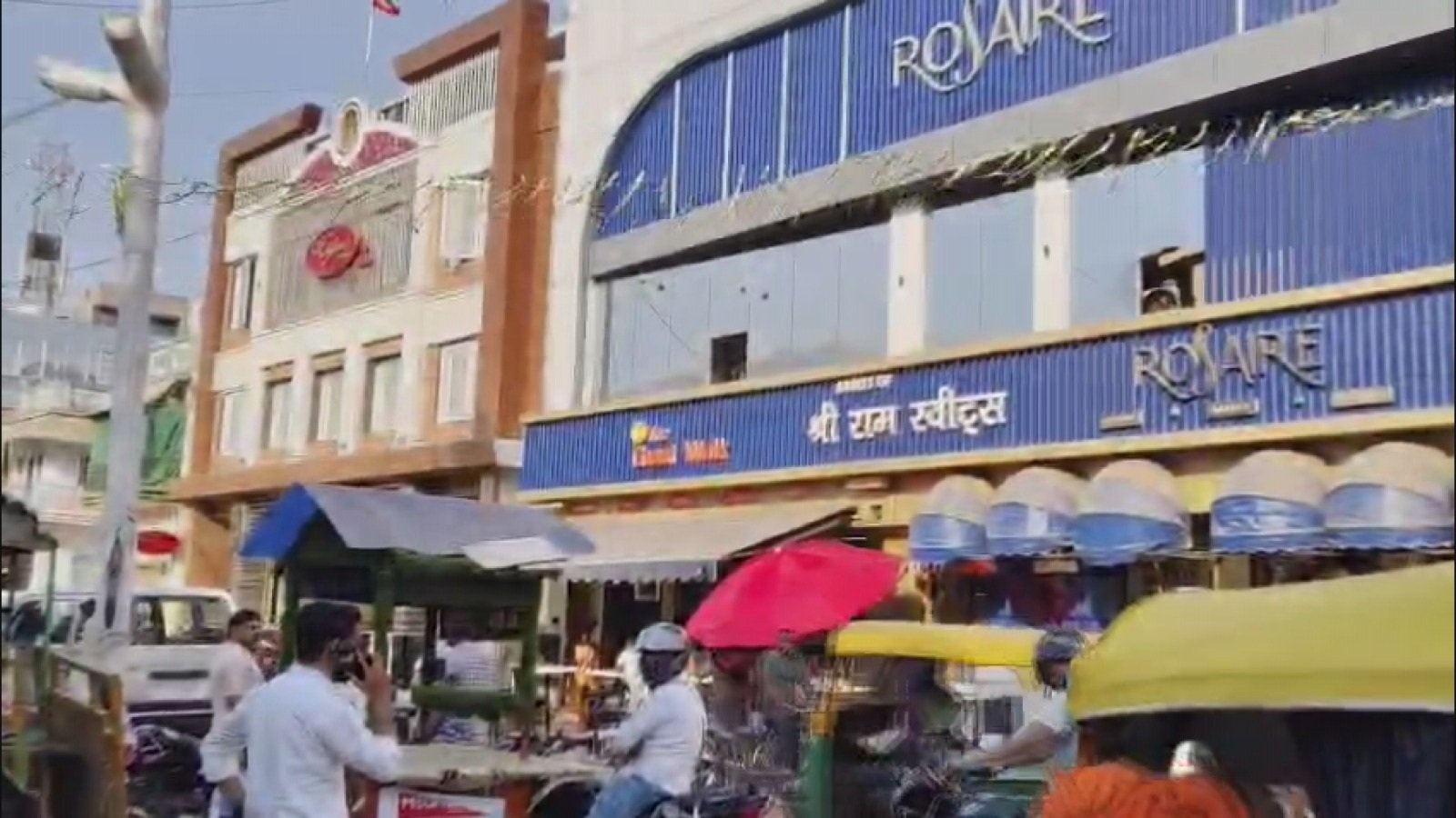 वाराणसी में कमर्शियल गैस सिलेंडरों की किल्लत, होटल-रेस्टोरेंट कारोबारियों की बढ़ी परेशानी