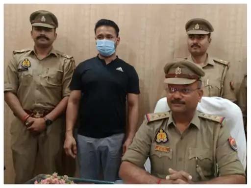 फर्जी सेना अधिकारी बनकर ठगी करने वाला आरोपी गिरफ्तार, लाखों की धोखाधड़ी का खुलासा