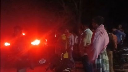 लोकेशन ट्रेस कर जौनपुर पहुंची महाराष्ट्र पुलिस, आरोपी की तलाश में रात को ग्रामीणों ने चोर समझकर की पिटाई