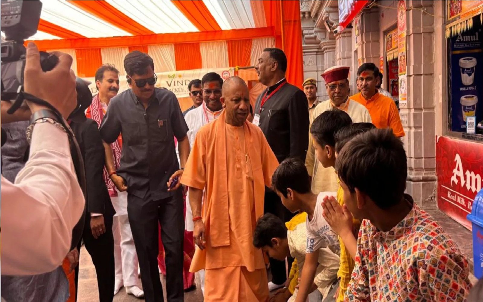 विंध्याचल पहुंचे मुख्यमंत्री योगी आदित्यनाथ, मां विंध्यवासिनी के किए दर्शन-पूजन