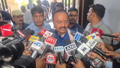 सपा जनता और महिलाओं की सुरक्षा के लिए खतरा, 2027 में हो जाएगी समाप्त: केशव प्रसाद मौर्य