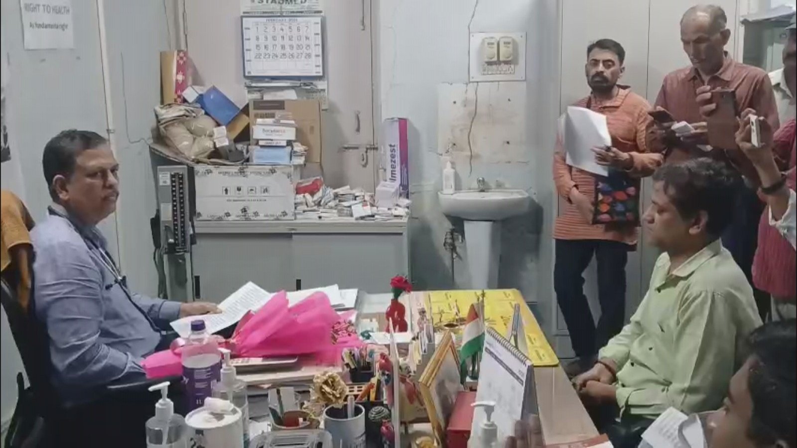 बिना स्वीकृति लागू हुए CCS नियम, बीएचयू में 500 से अधिक कर्मचारियों पर कार्रवाई!