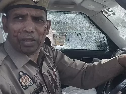 मथुरा में ट्रक हादसे में गौ रक्षक बाबा की मौत, हाईवे जाम के बाद बवाल- पथराव और लाठीचार्ज से हालात तनावपूर्ण