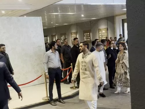 मुंबई में सजी अर्जुन तेंदुलकर की शाही शादी, सानिया चंडोक संग लिए सात फेरे