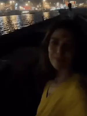 काशी की आध्यात्मिकता में डूबीं अभिनेत्री निम्रत कौर, गंगा आरती में शामिल होकर लिया बनारसी मालइयो का स्वाद