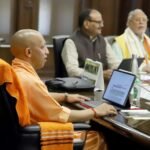 यूपी कैबिनेट के अहम फैसले: 30 प्रस्तावों को मंजूरी, गांवों तक बस सेवा और रजिस्ट्रेशन प्रक्रिया होगी सख्त