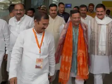 वाराणसी दौरे पर PM Narendra Modi: विकास परियोजनाओं का उद्घाटन-शिलान्यास, महिलाओं को करेंगे संबोधित