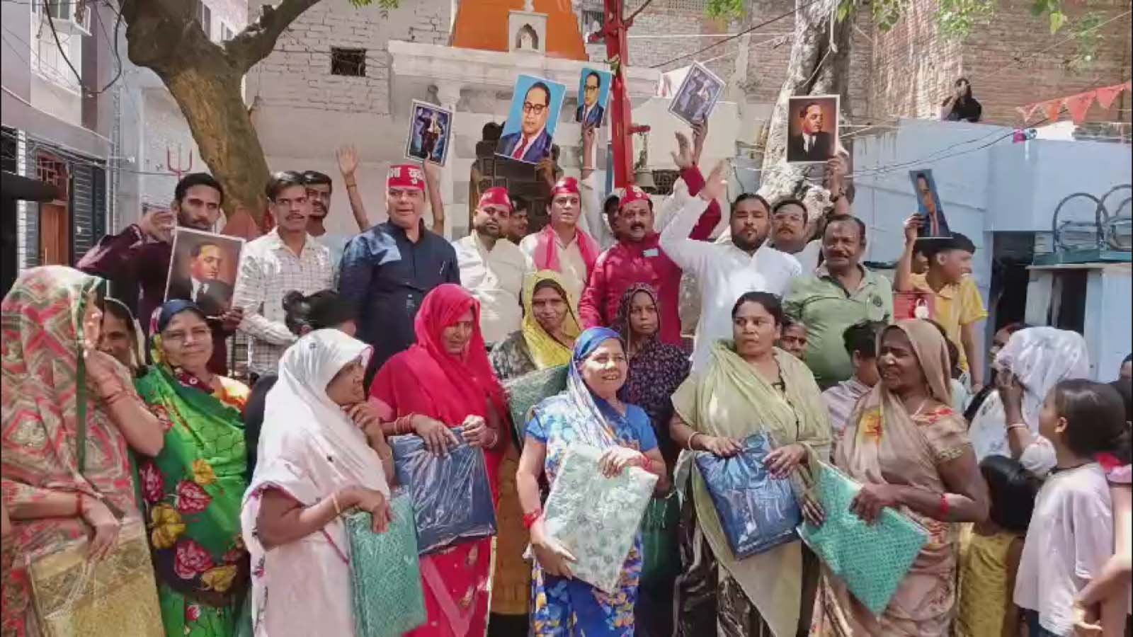 वाराणसी में अंबेडकर जयंती पर सपा युवजन सभा का विशेष आयोजन, दलित बस्तियों में सम्मान और सहयोग का संगम