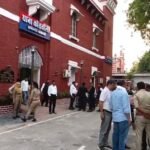 वाराणसी में फर्जी पहचान से शादी का आरोप: धर्म बदलने का दबाव, शोषण का केस; हिरासत से आरोपी फरार, पुलिस पर सवाल