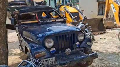 मऊ में दर्दनाक हादसा: गश्त पर निकली पुलिस जीप को डंपर ने मारी टक्कर, एक जवान की मौत, तीन घायल
