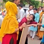 वृंदावन में किशोरी का हंगामा, कथित बाबा पर दुष्कर्म का आरोप; वीडियो वायरल, आरोपी हिरासत में