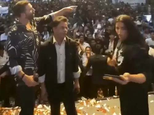 ग्रेटर नोएडा में अक्षय कुमार के प्रमोशन इवेंट में अफरा-तफरी, सुरक्षा व्यवस्था पर उठे सवाल