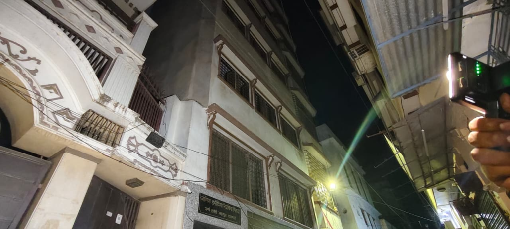 वाराणसी में निकाह के दौरान मदरसे की लिफ्ट गिरने से युवक की मौत