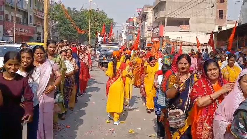 अंजनी के लाल के जन्मोत्सव पर ‘भगवामय’ हुई काशी, 25 हजार भक्तों का उमड़ा सैलाब