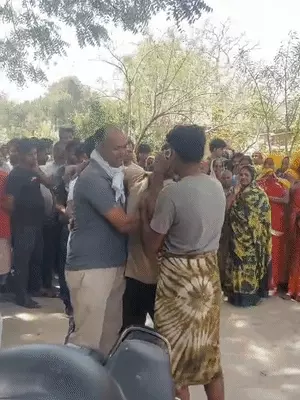 वाराणसी में खौफनाक कत्ल: मामूली विवाद में देवर बना दरिंदा, भाभी पर कुल्हाड़ी से सिर-गर्दन पर ताबड़तोड़ वार, मौके पर मौत