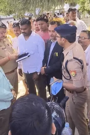 लखनऊ में प्राइवेट अस्पताल की चौथी मंजिल से गिरकर महिला की मौत, परिजनों ने जताई हत्या की आशंका