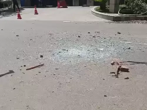 नोएडा में दूसरे दिन भी नोएडा मजदूर आंदोलन जारी, सैलरी बढ़ोतरी को लेकर बवाल, कई जगह झड़प