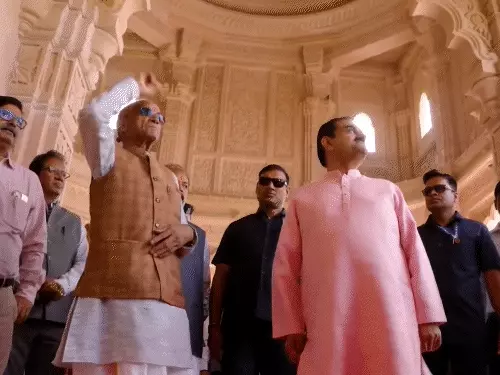 अयोध्या में रामलला के दर्शन कर भावुक हुए गौतम अडाणी, बोले-यह गर्व और आस्था का प्रतीक