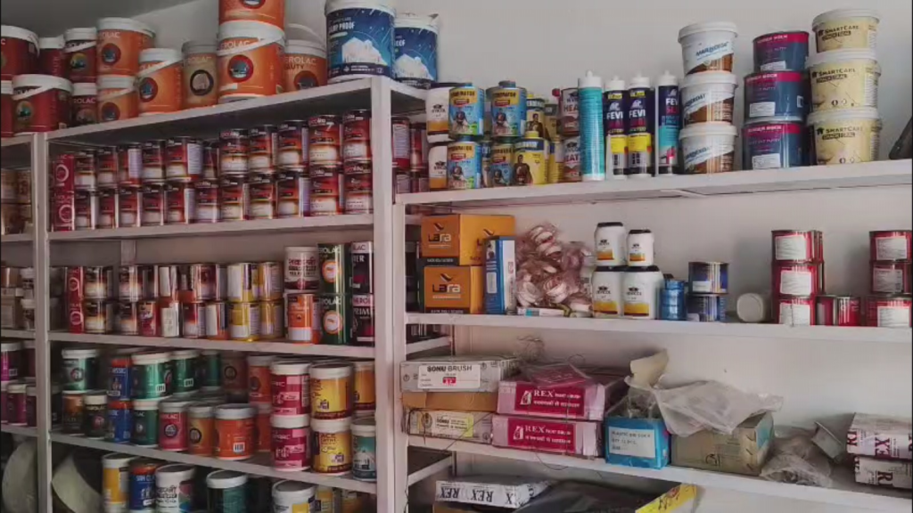 युद्ध का असर: निर्माण सामग्री महंगी, बाजारों में छाया सन्नाटा