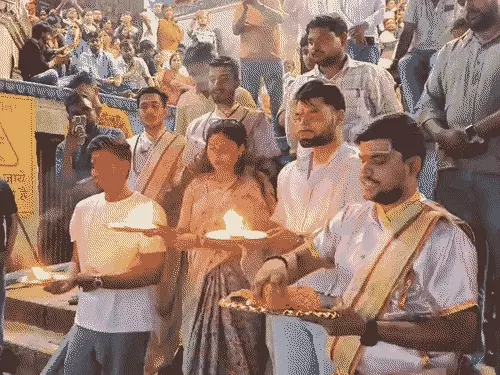 काशी में दिखी आस्था और सादगी: क्रिकेटर रिंकू सिंह संग मंगेतर प्रिया सरोज ने किए बाबा विश्वनाथ के दर्शन, जून में शादी की चर्चा तेज