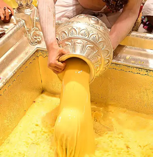 वाराणसी में भीषण गर्मी का कहर, तापमान 46°C तक पहुंचने की आशंका