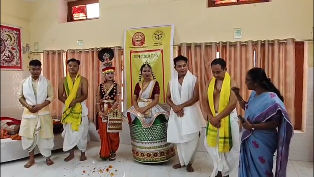 काशी विद्यापीठ में सांस्कृतिक संगम, मणिपुरी कलाकारों की रासलीला प्रस्तुति ने मोहा मन