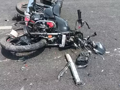 शाहजहांपुर में फ्लाईओवर पर दर्दनाक सड़क हादसा, एक ही परिवार के चार लोगों की मौत