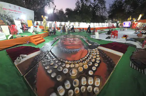 वाराणसी में संगीत और भक्ति का संगम, ड्रम-मेंडोलिन जुगलबंदी ने बांधा समां