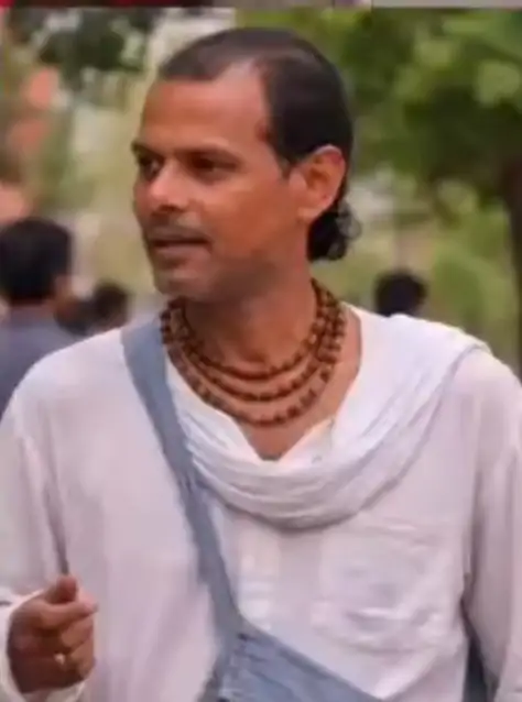 वृंदावन में किशोरी का हंगामा, कथित बाबा पर दुष्कर्म का आरोप; वीडियो वायरल, आरोपी हिरासत में