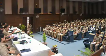 वाराणसी पुलिस कमिश्नर का एक्शन मोड, SOG-2 भंग; कई थाना प्रभारियों के तबादले