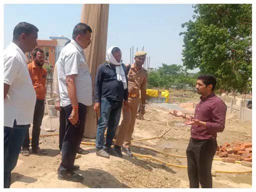 नगर निगम के विकास कार्यों में लापरवाही पर चला नगर आयुक्त का डंडा