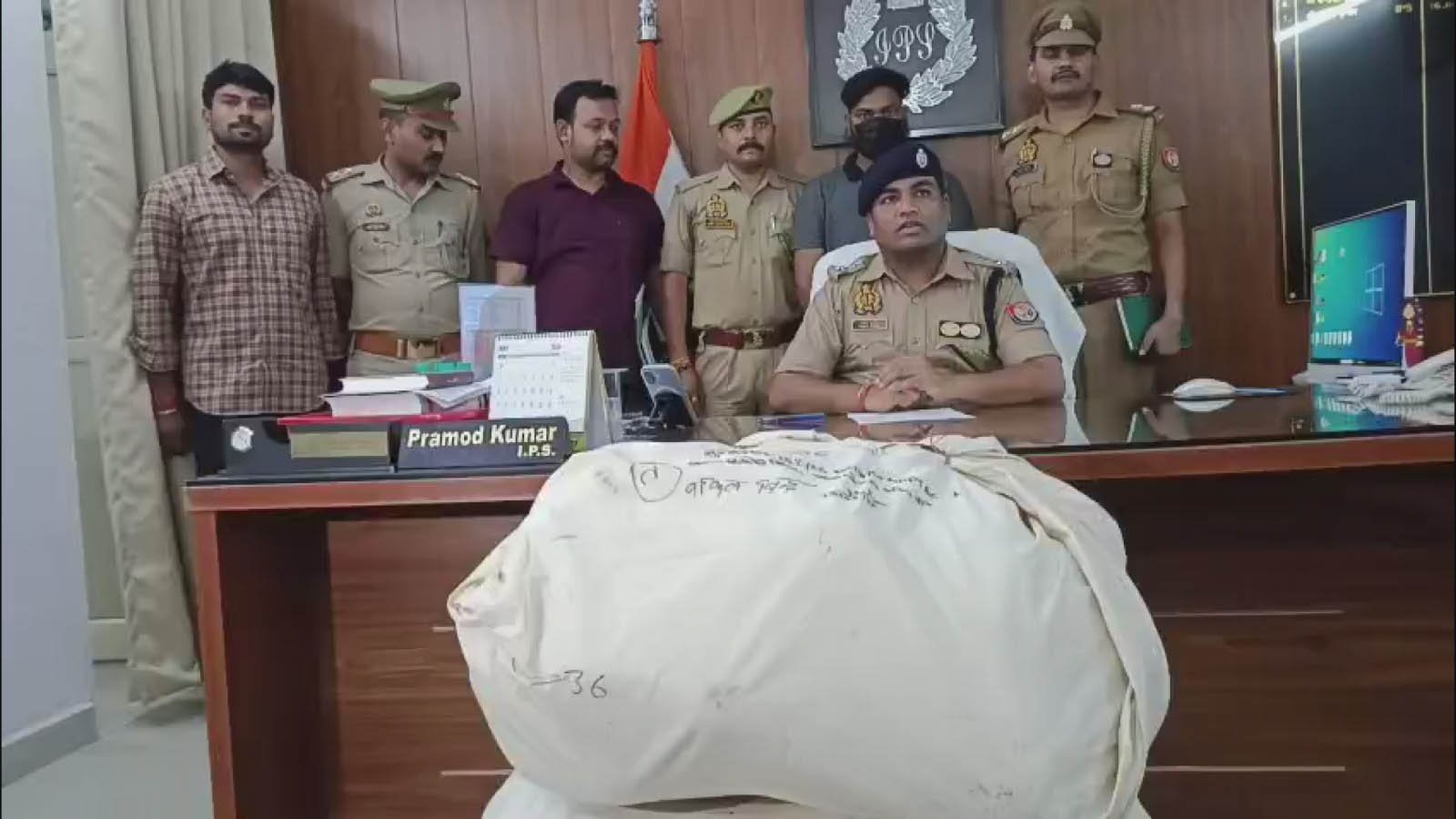 वाराणसी में पुलिस की बड़ी सफलता: 54 किलो से अधिक गांजा बरामद, एक तस्कर गिरफ्तार