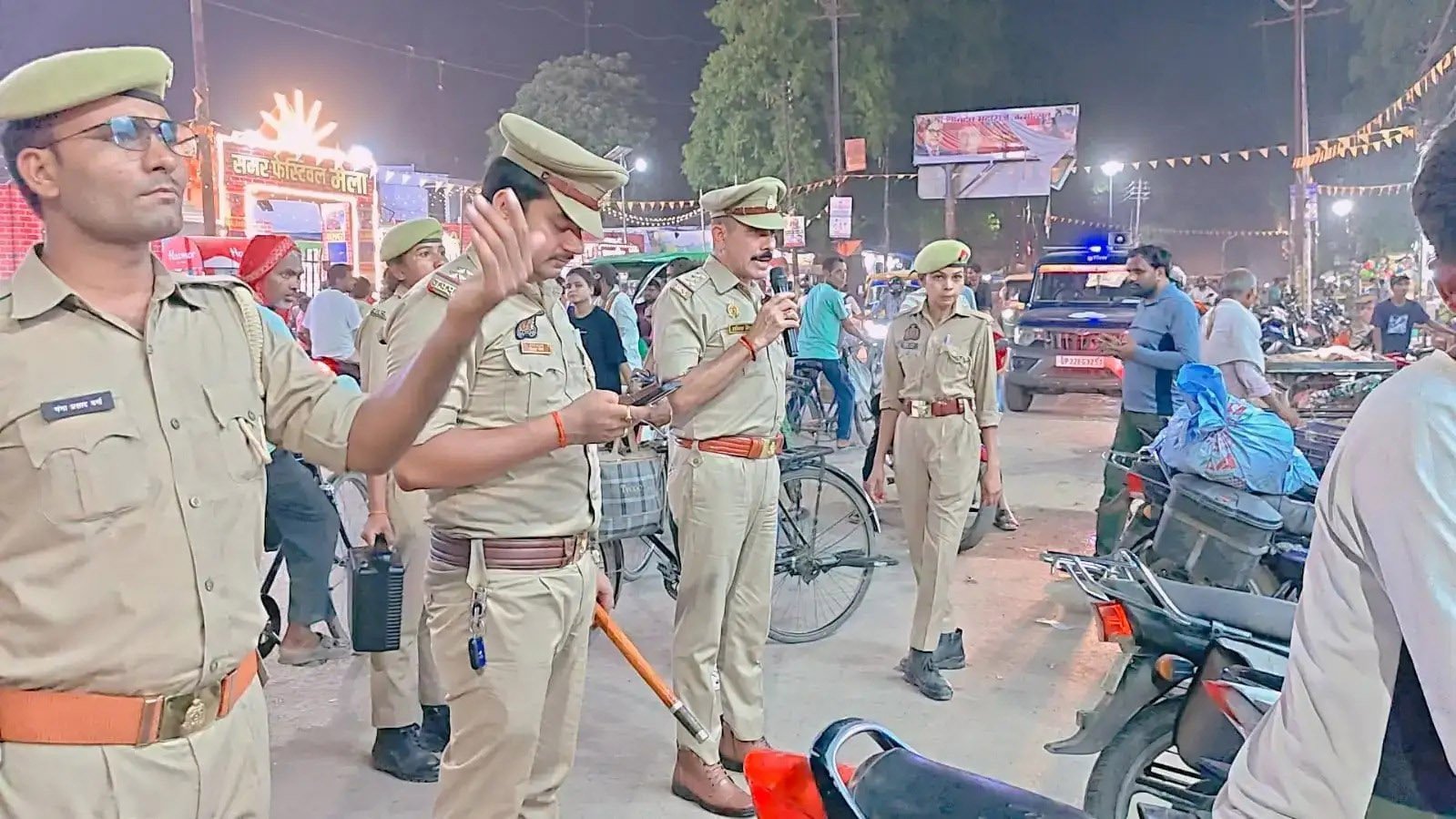 रामनगर में अतिक्रमण पर चला बुलडोजर अभियान