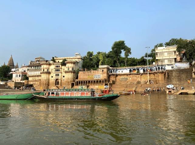 आखिर कब थमेगी बनारस के घाटों पर मौत का साया !