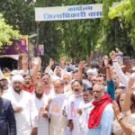 वाराणसी में कांग्रेस का जोरदार प्रदर्शन, भाजपा के खिलाफ नारेबाजी, प्रतीकात्मक चित्र दहन से जताया विरोध