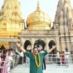 48 घंटे काशी में रहे ‘क्रूर सिंह’ अखिलेंद्र मिश्रा: बाबा विश्वनाथ दरबार में की शिव स्तुति, बोले-यहां आकर मिली मन को शांति