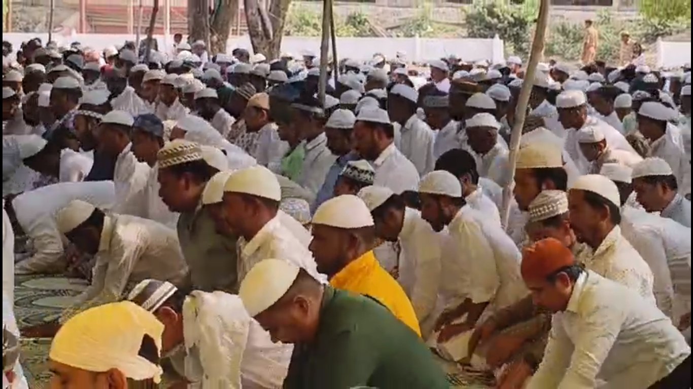 बनारस में अकीदत और अमन के माहौल में मनाई गई बकरीद, मस्जिदों में गूंजीं दुआएं