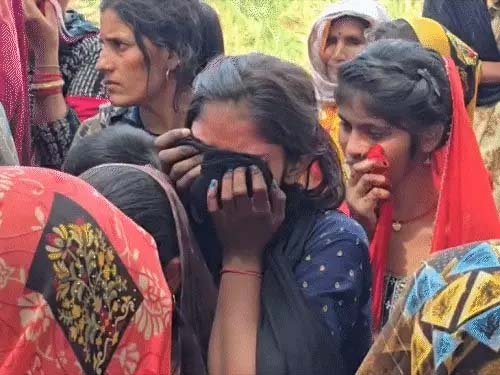 यमुना में नाव हादसा: हमीरपुर में महिला समेत 5 बच्चों की मौत, एक बालक की तलाश जारी