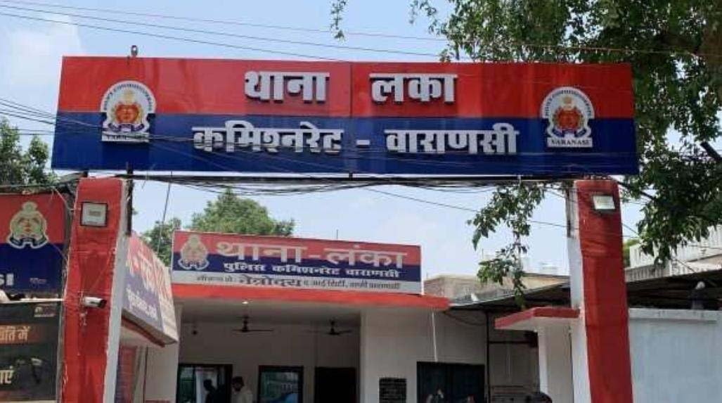 बीएचयू के छात्रों के दो गुटों में सीर गेट पर भिड़ंत, इलाके में मचा हड़कंप