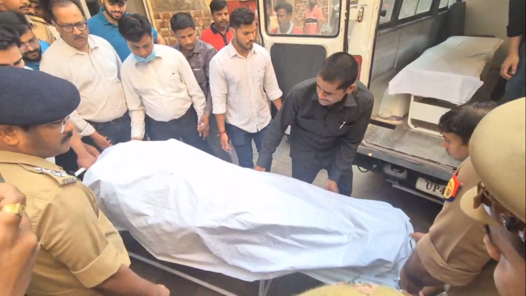 सपा परिवार में शोक: अखिलेश यादव के भाई प्रतीक यादव का निधन, राजनीतिक गलियारों में मातम