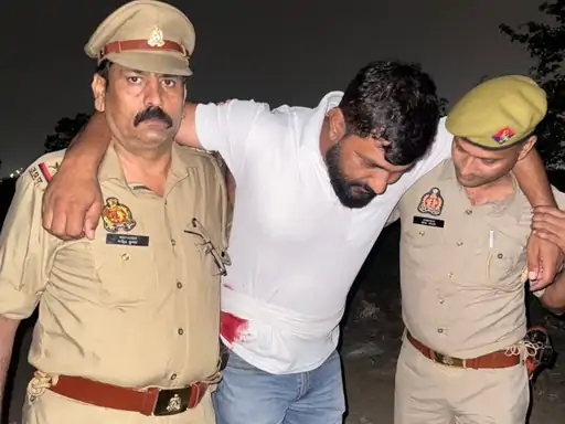 गाजियाबाद एनकाउंटर में 27 लाख लूटकांड के दो इनामी बदमाश ढेर, मुठभेड़ में पुलिस भी घायल